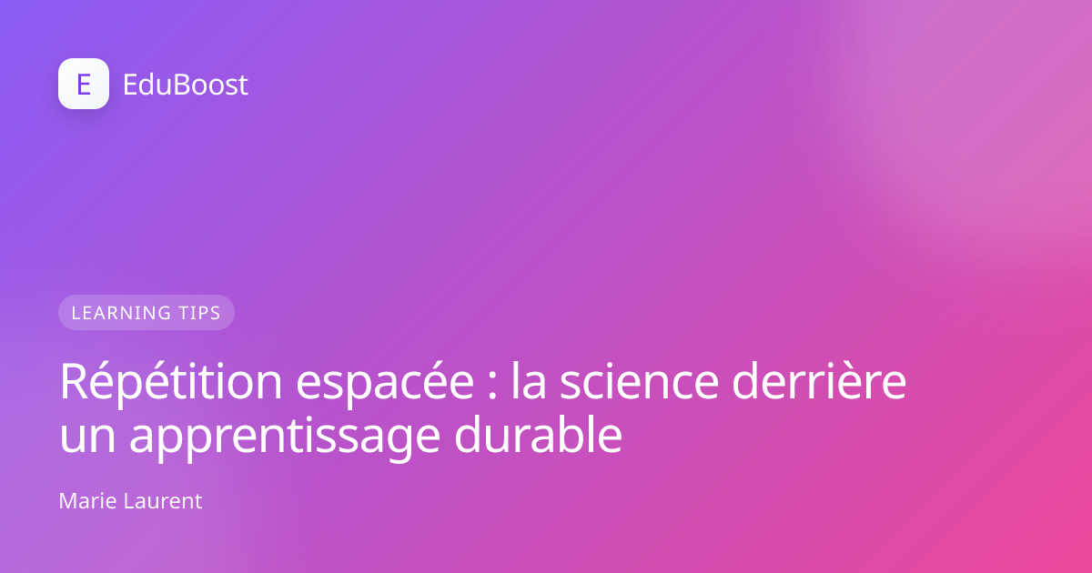 Élève étudiant avec des notes organisées et des flashcards de répétition espacée